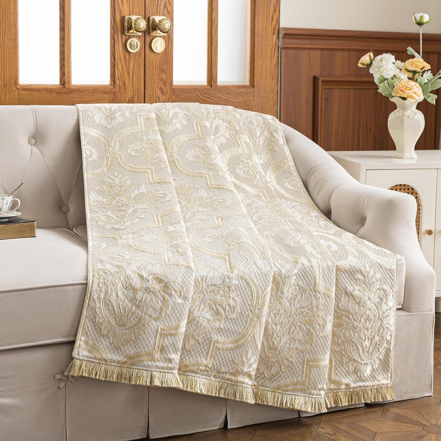 Loom and Mill Luxury Jacquard Throw Blanket